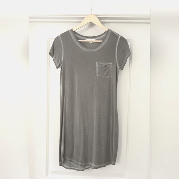 no comment NY LA Dresses & Skirts - Women's Gray Casual T-Shirt Mini Dress
